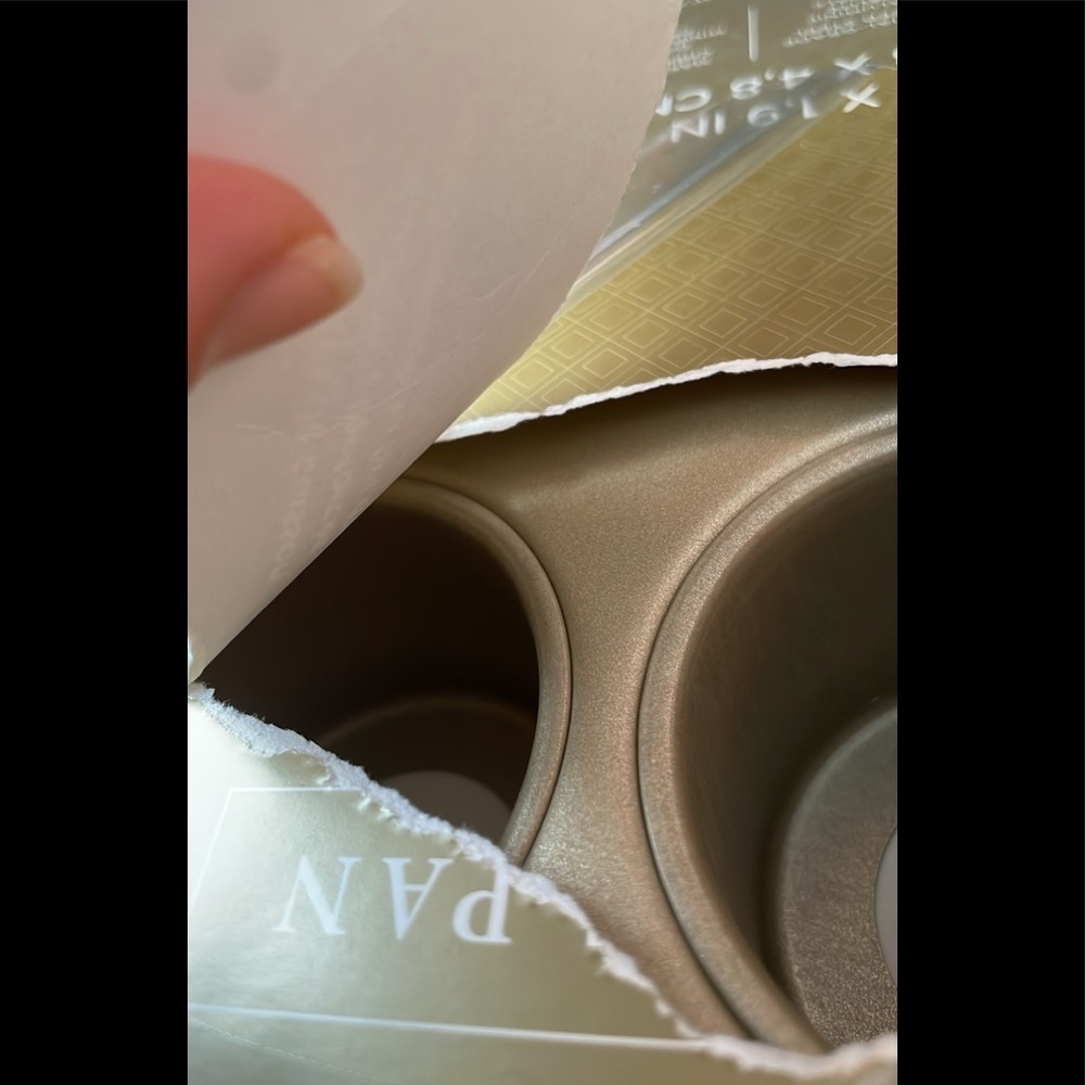 William Sonoma Mini Cheesecake Pan - Picture 4 of 11